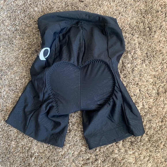 Pearl Izumi Escape Quest Cycling Bike Shorts Sz.S Form Fit Black Padded - Picture 8 of 9